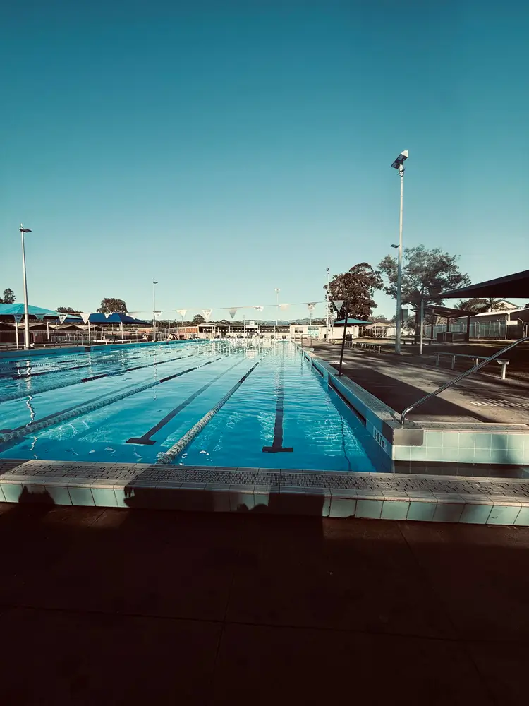 Calm in the Water, Calm in the Day
